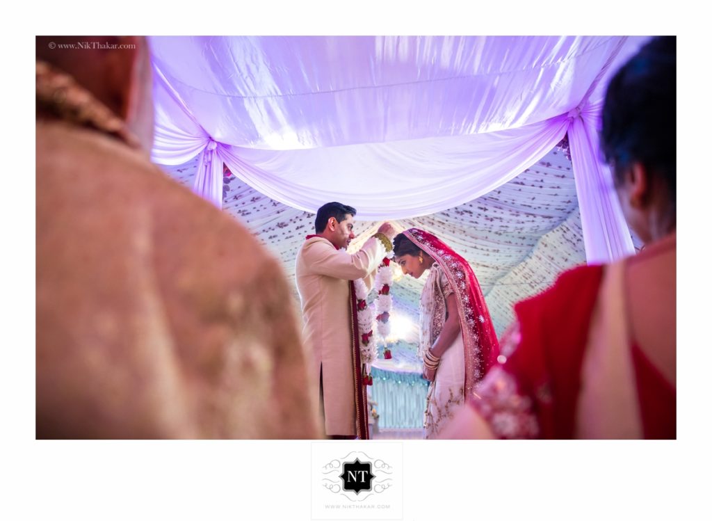 wedding ceremony by nik thakar photography 